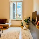 Rum i privatbostad Charming&luxurypenthouse
