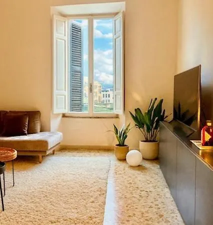 Rum i privatbostad Charming&luxurypenthouse