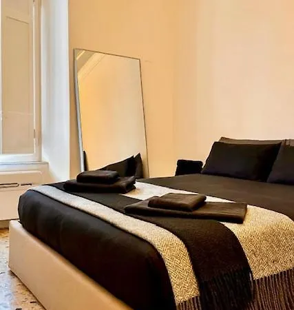 Rum i privatbostad Charming&luxurypenthouse Rom