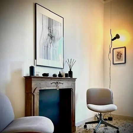 Rum i privatbostad Charming&luxurypenthouse